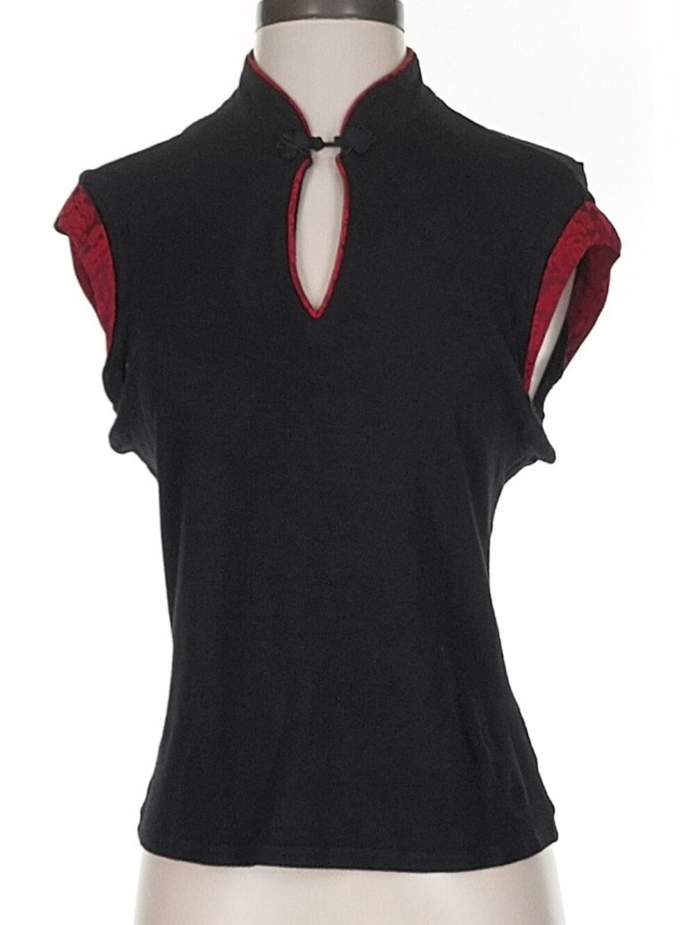Nicole Miller Black Short Sleeve Keyhole Top with Red Trim